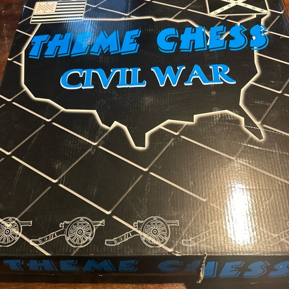 Civil War Chess - The North Battles the South - Picture 2 of 6